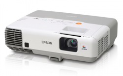 Proyector Epson POWERLITE 92 Proyector Epson POWERLITE 92 Resolucion XGA 1024 x 728 2000:1 30-300"